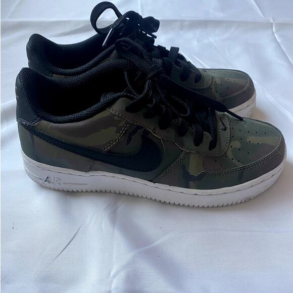 Nike Air Force 1 AF1 Black Olive Brown Green White Sole Size Youth 4 - Picture 1 of 10